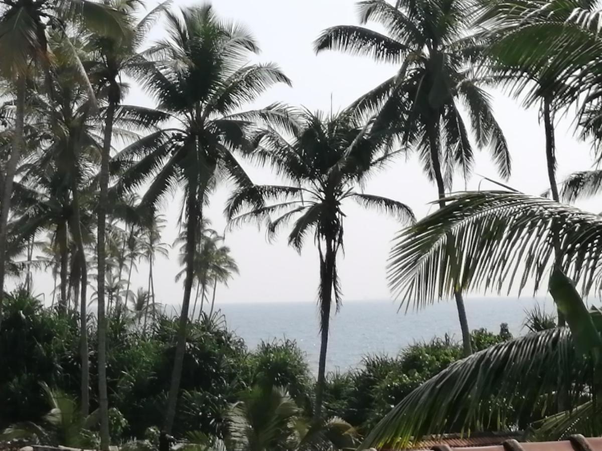 Coconut Reach 호텔 미리사 외부 사진